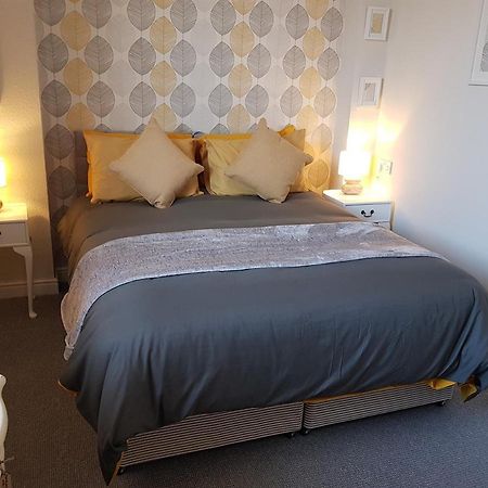 The New Wellington Hotel Brierley Hill Buitenkant foto