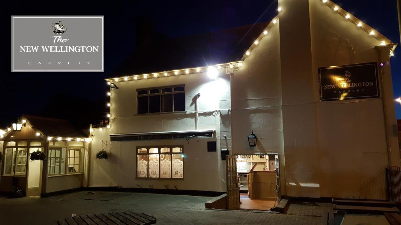 The New Wellington Hotel Brierley Hill Buitenkant foto