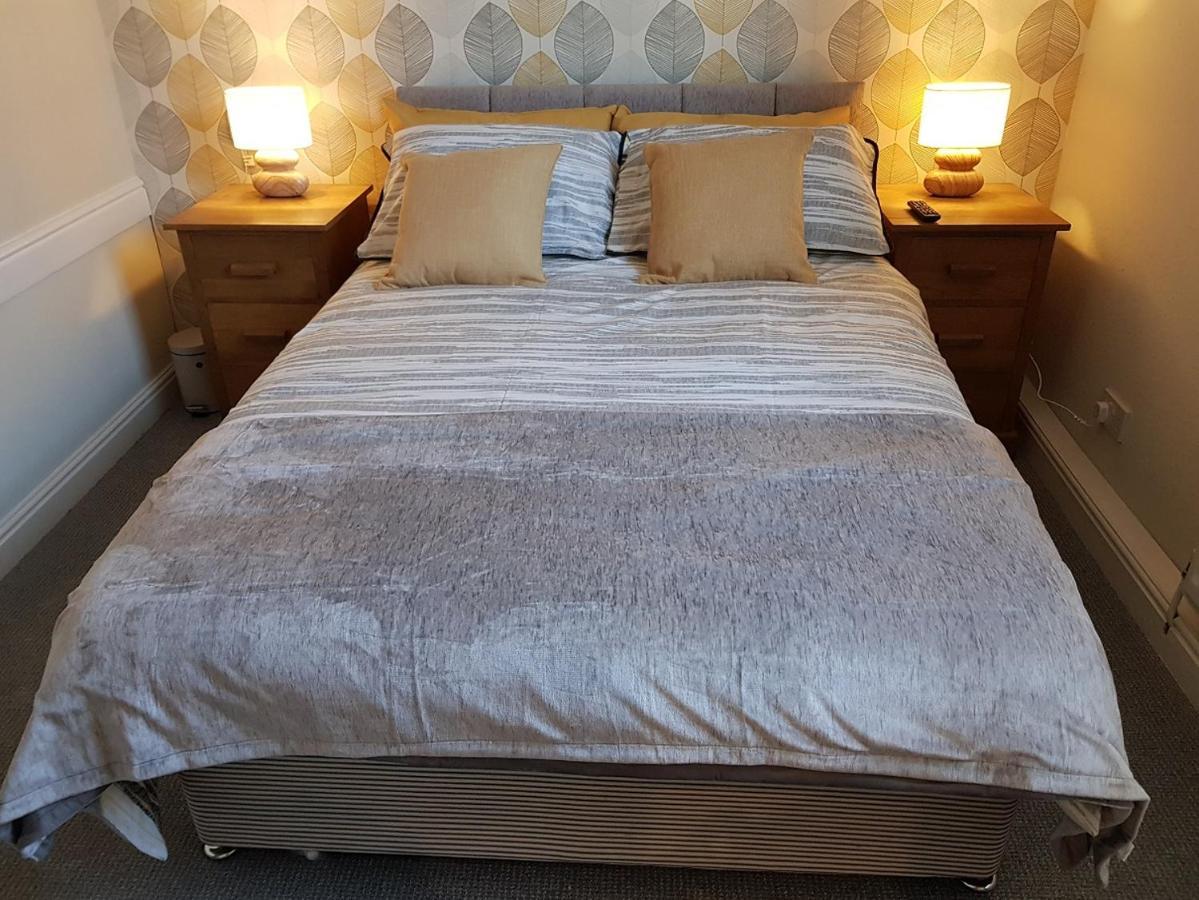 The New Wellington Hotel Brierley Hill Buitenkant foto