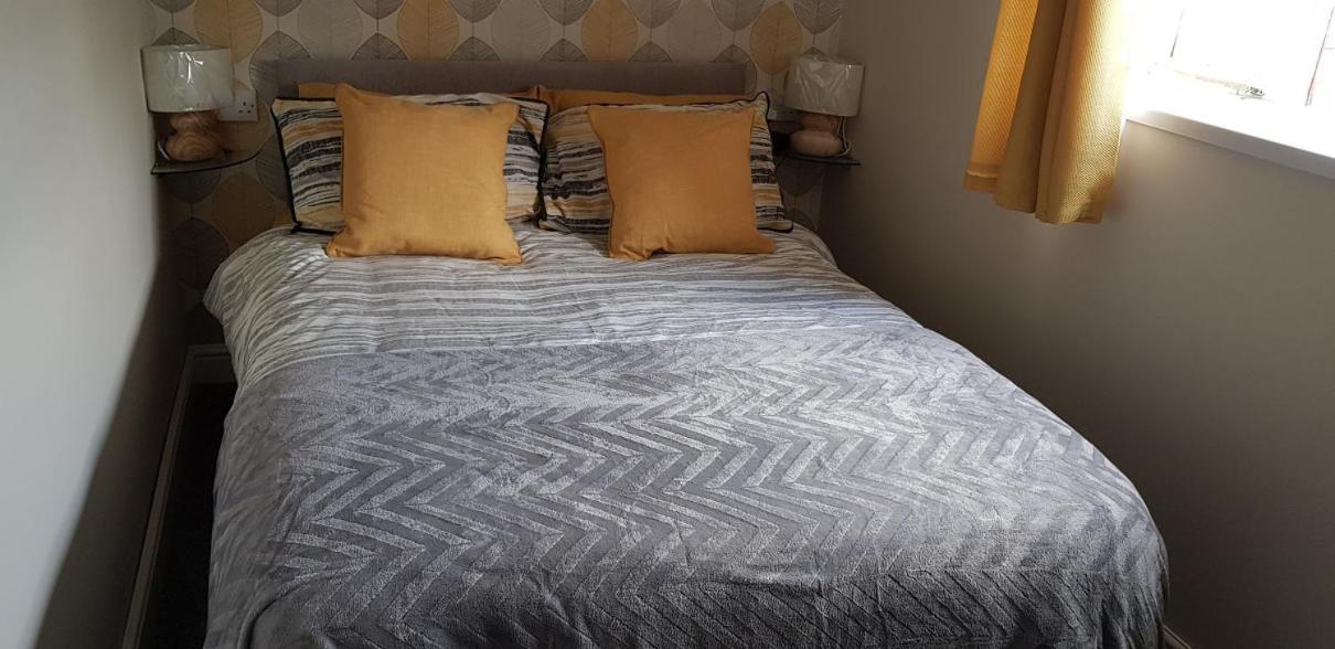 The New Wellington Hotel Brierley Hill Buitenkant foto